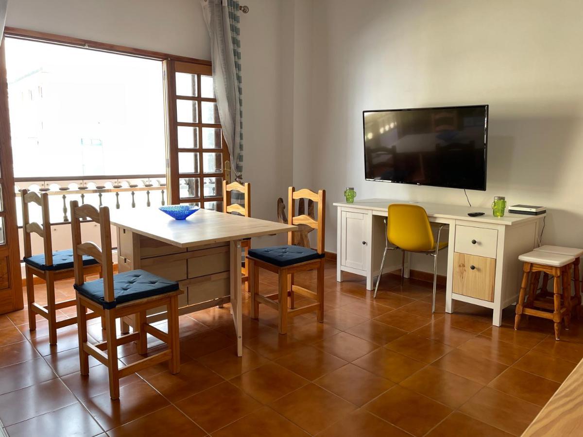 Candelaria Vacaciones Centro, Playa 20 Metros, In Center Holidays Beach At 20 Meters المظهر الخارجي الصورة